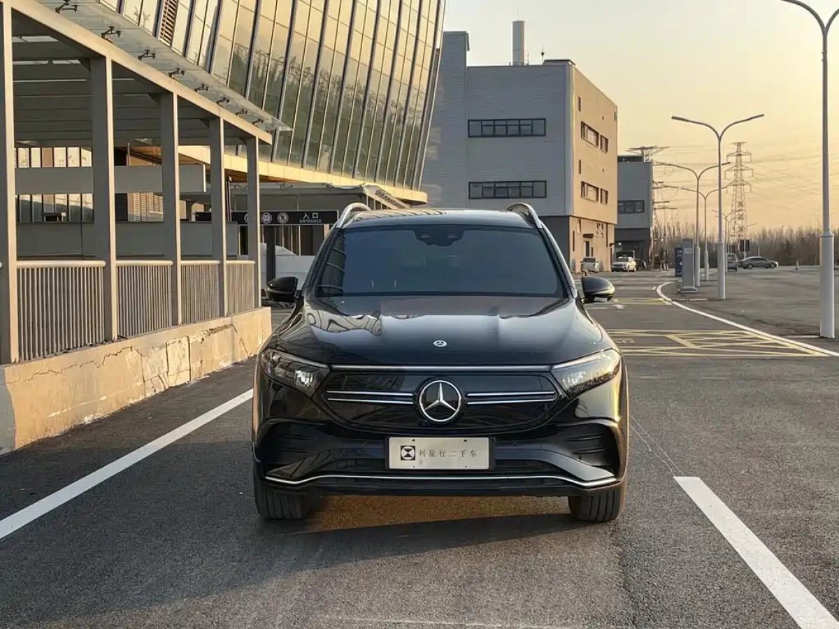 MERCEDES-BENZ EQB