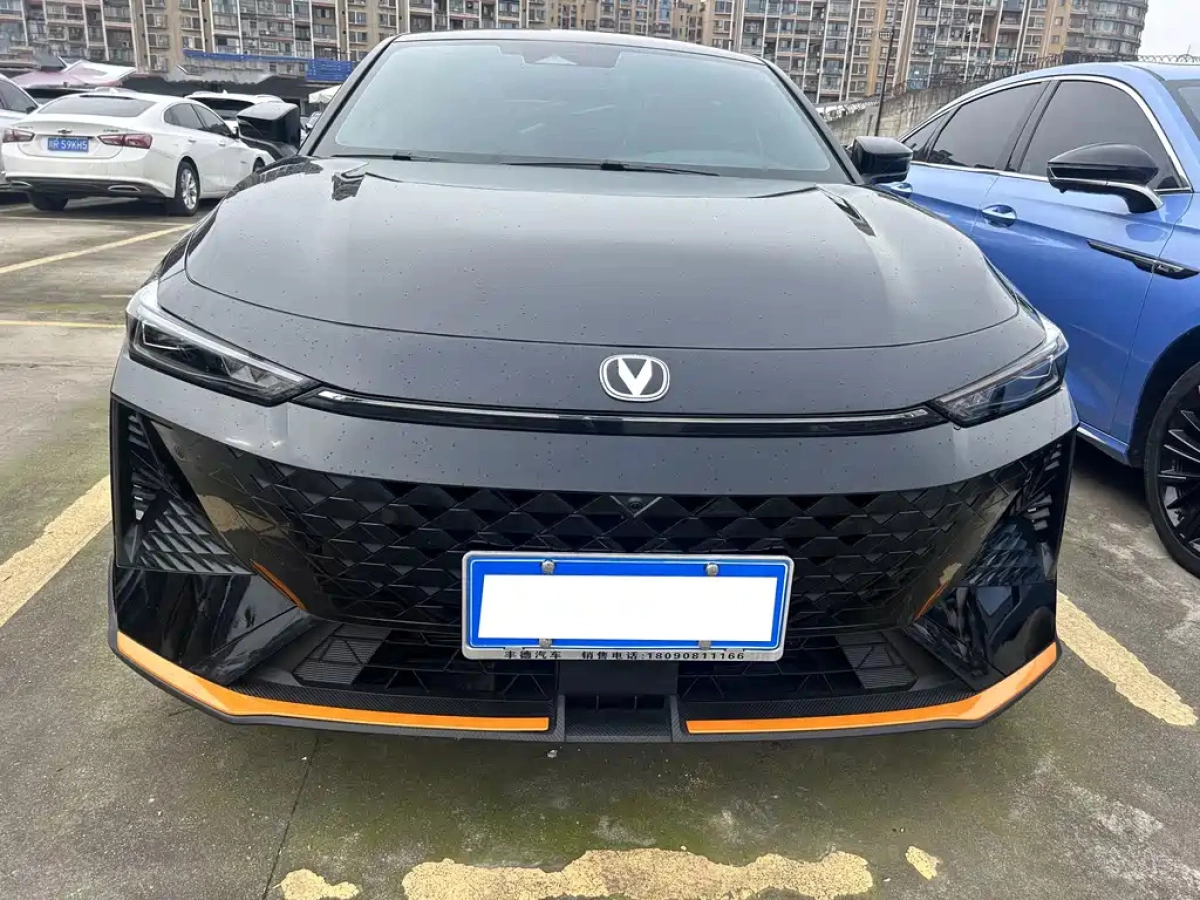CHANGAN UNI-V