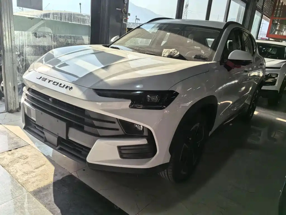 JETOUR DASHING  2025