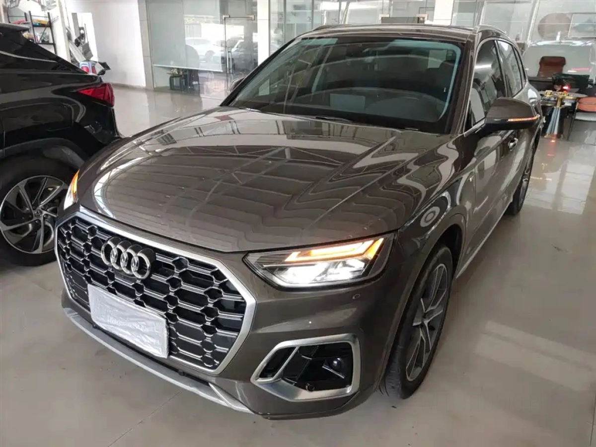 AUDI Q5L  2023