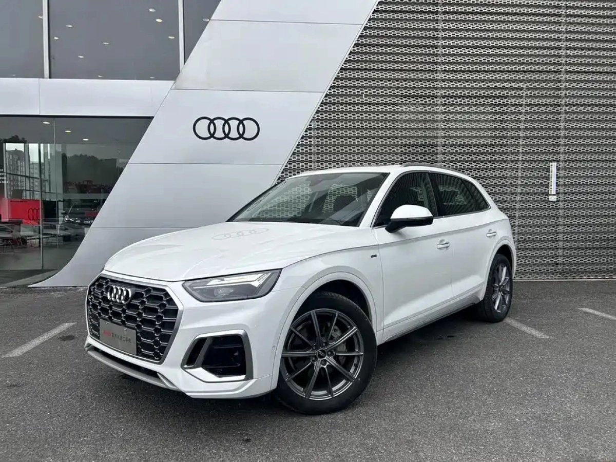 AUDI Q5L  2023