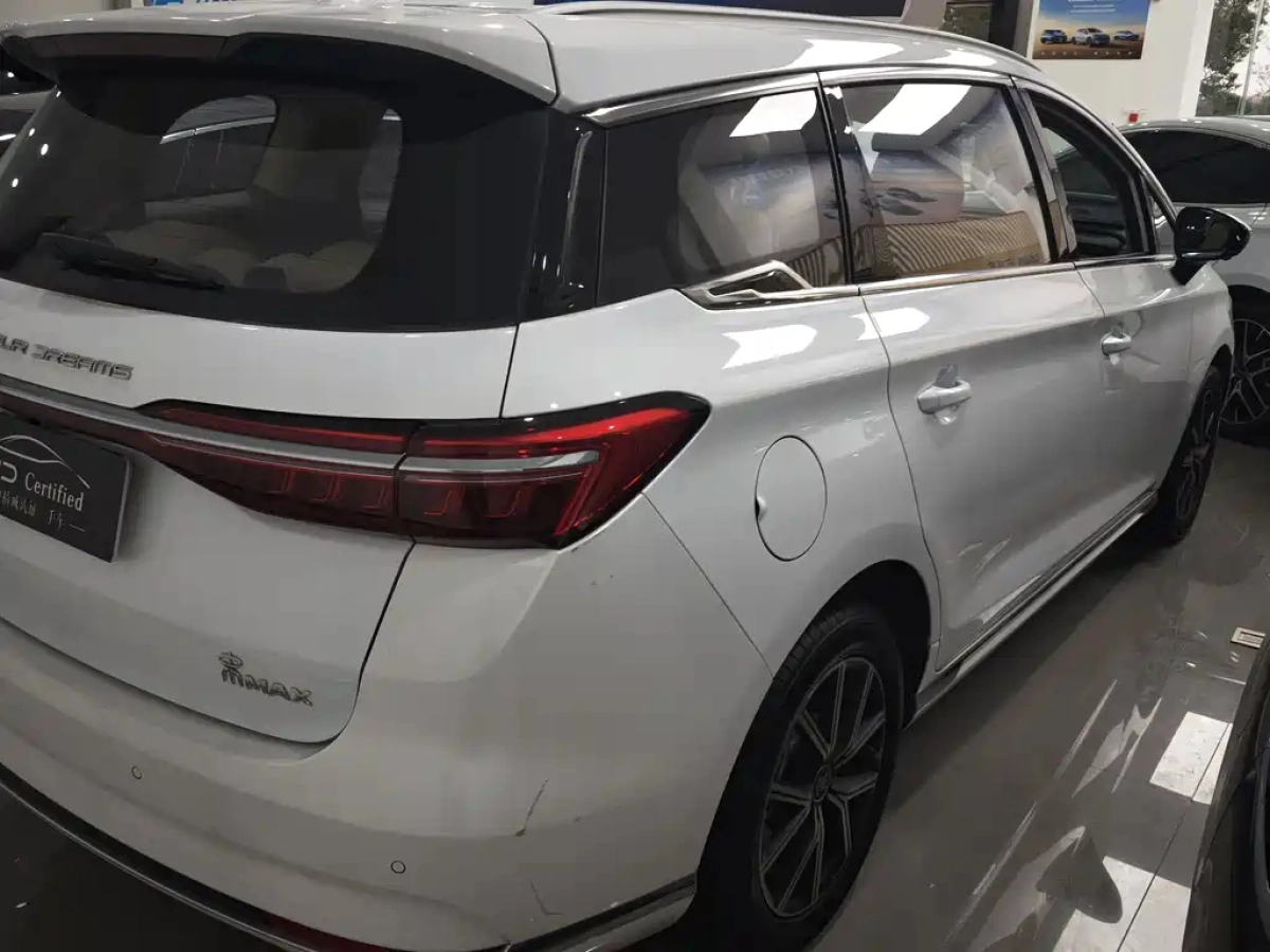 BYD SONG MAX NEW ENERGY