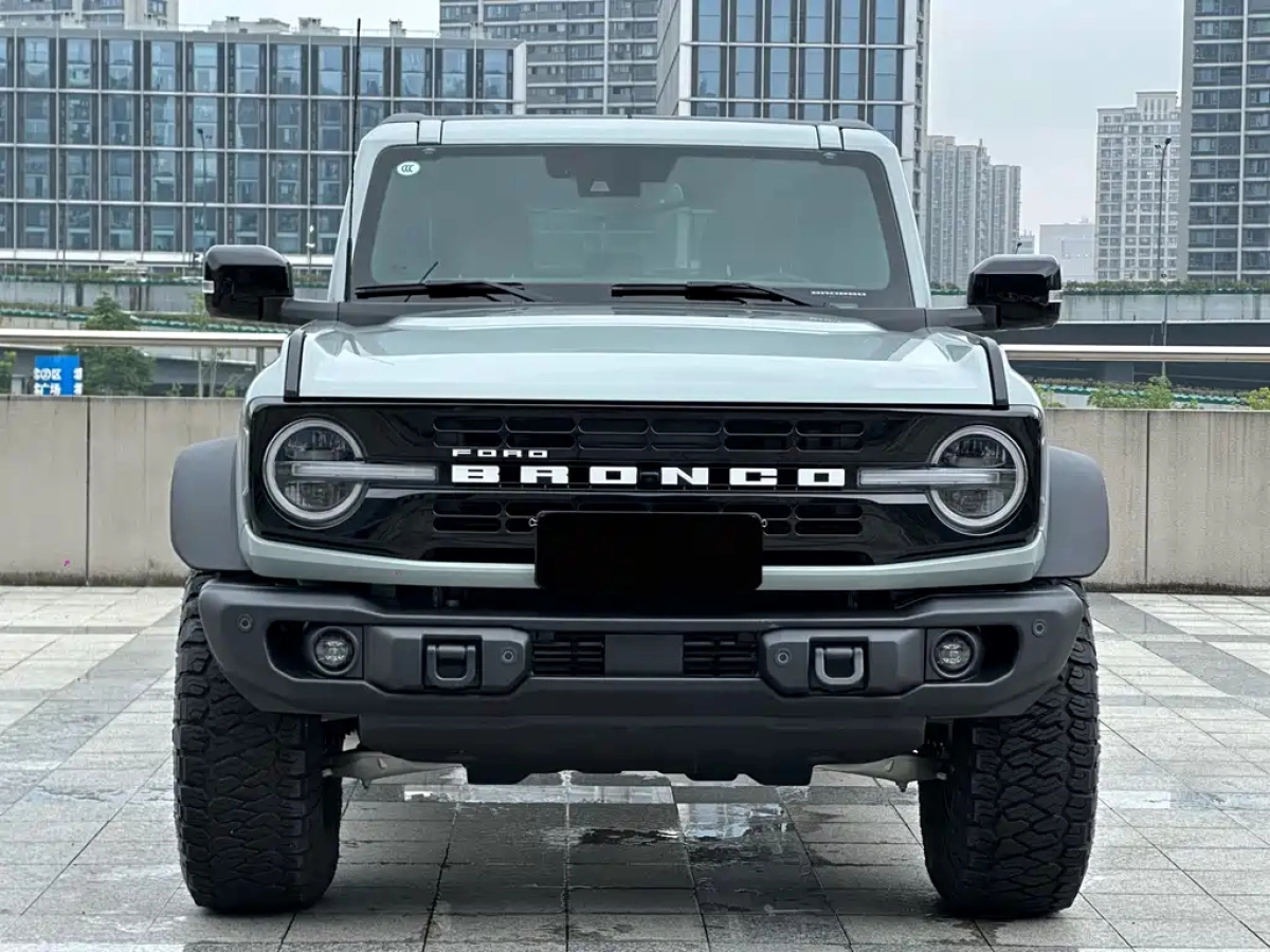 FORD BRONCO