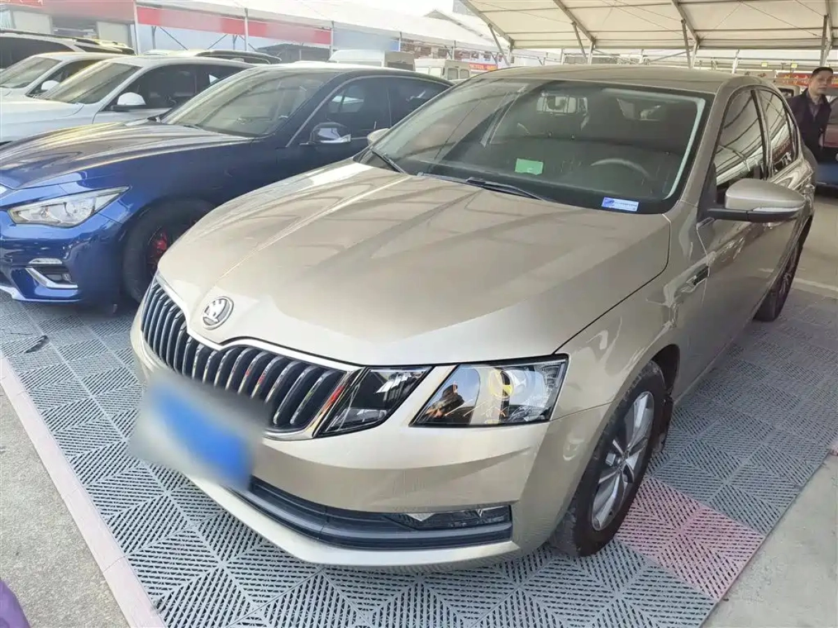 SKODA OCTAVIA