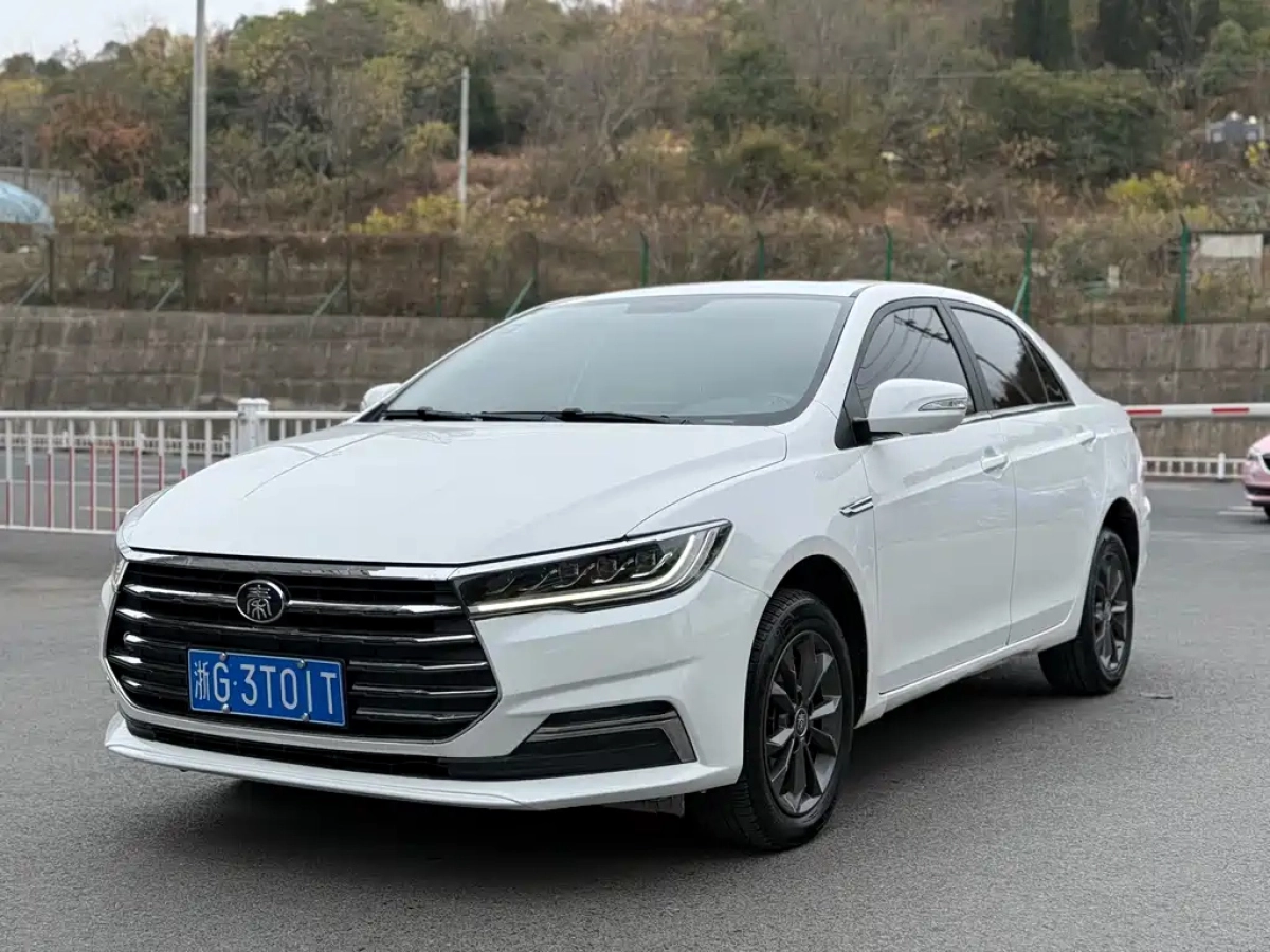 BYD QIN  2020