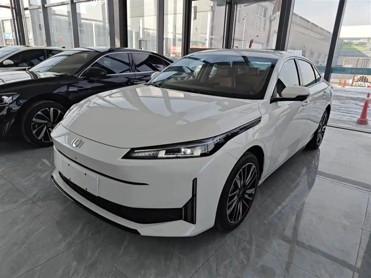 CHANGAN QIYUAN NEVO A05