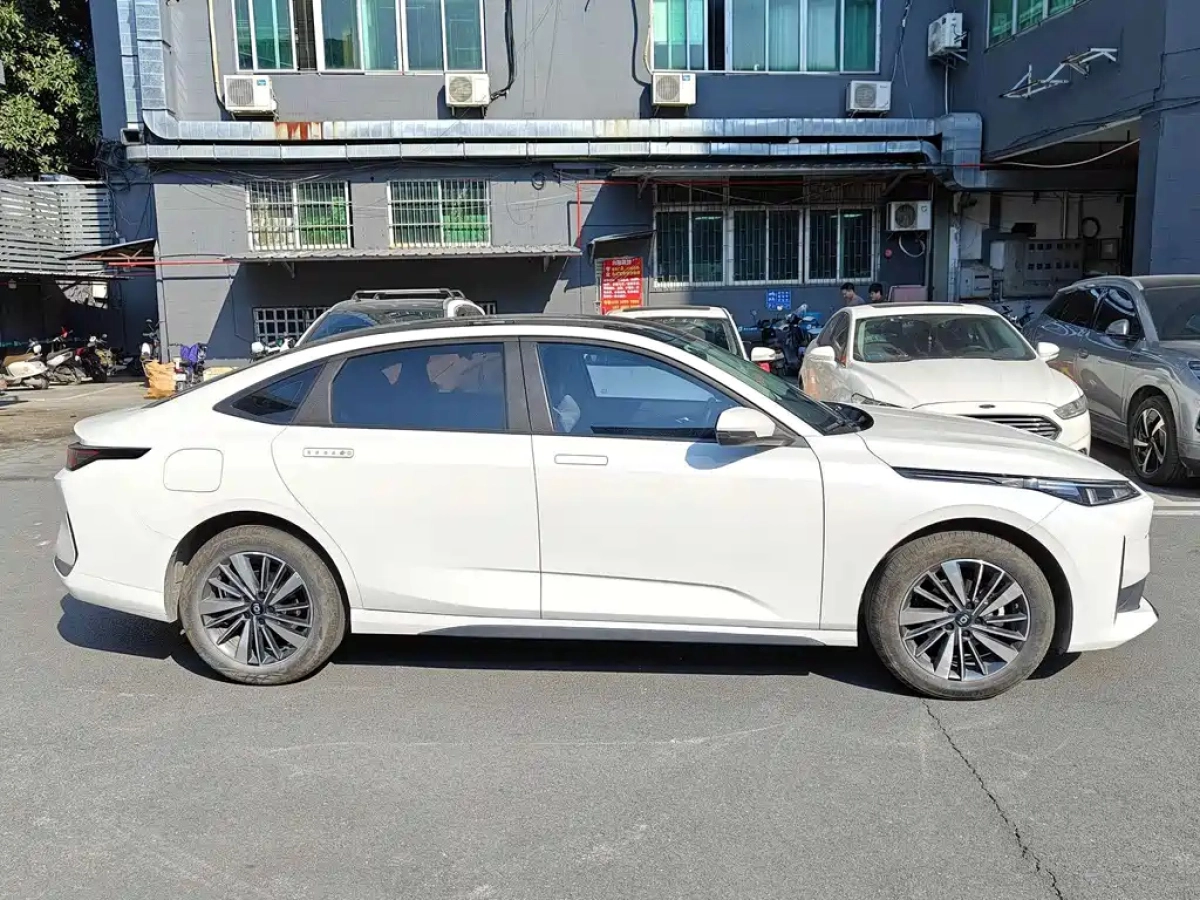 CHANGAN QIYUAN NEVO A05