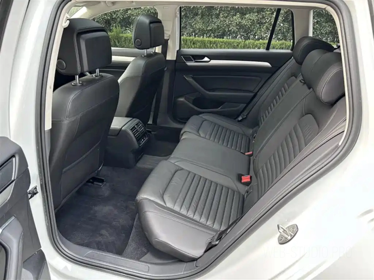 VOLKSWAGEN PASSAT VARIANT