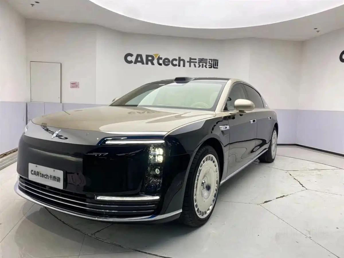 HUAWEI HIMA MAEXTRO S800  2025