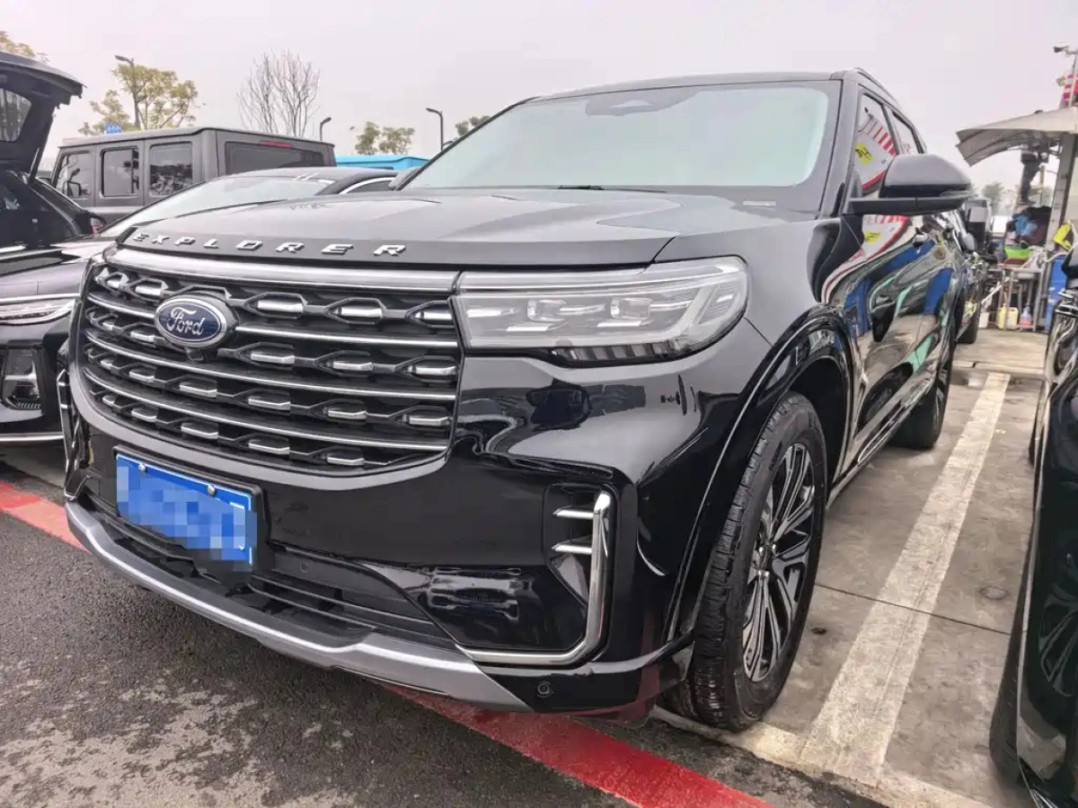 FORD EXPLORER  2025