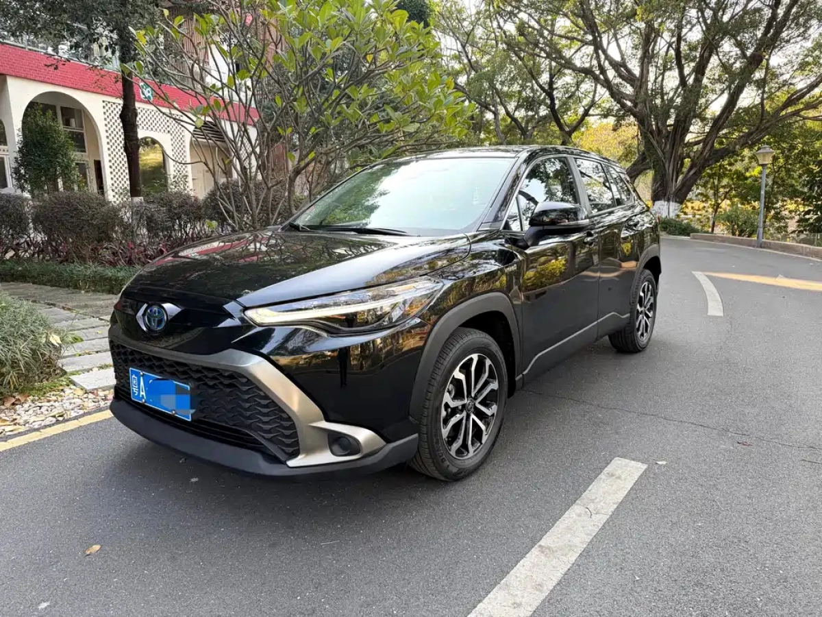 TOYOTA COROLLA CROSS