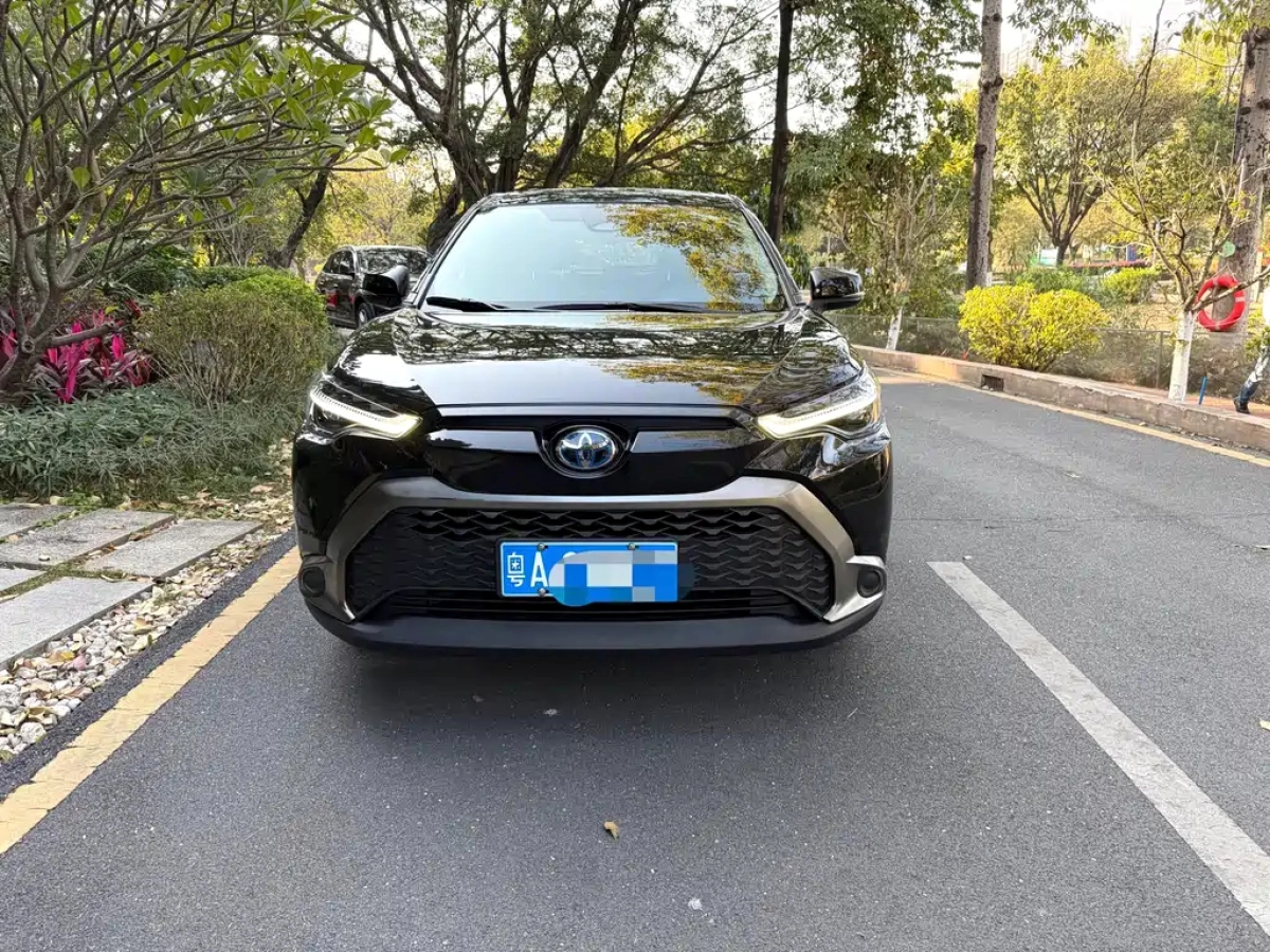 TOYOTA COROLLA CROSS