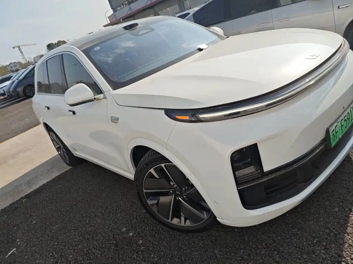 LI AUTO L8