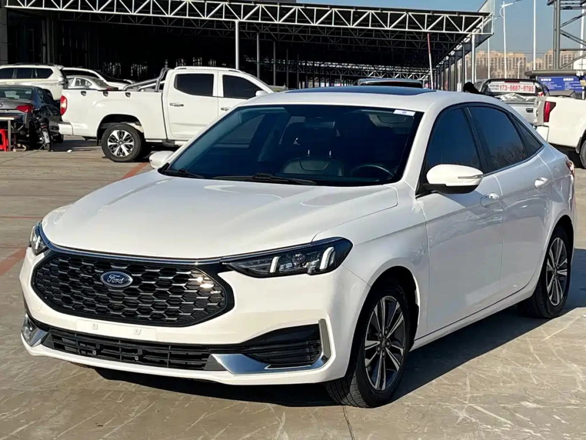 FORD FOCUS CLASSIC  2021