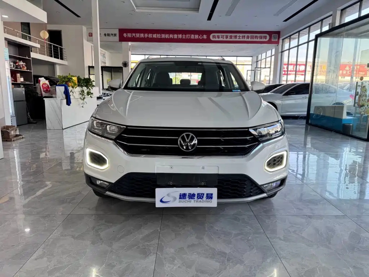 VOLKSWAGEN T-ROC