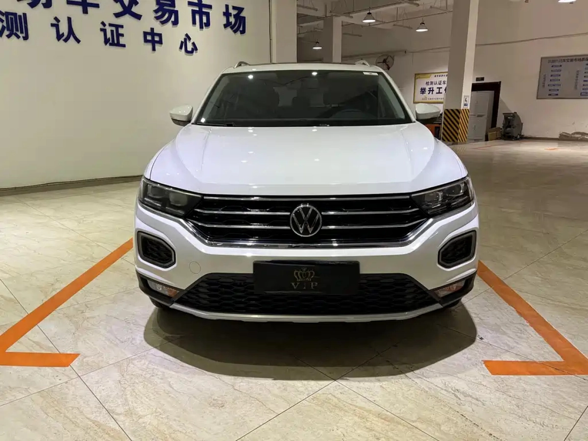 VOLKSWAGEN T-ROC