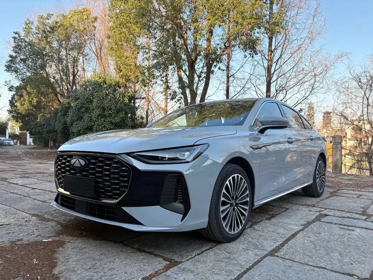 CHERY FULWIN A8L  2025