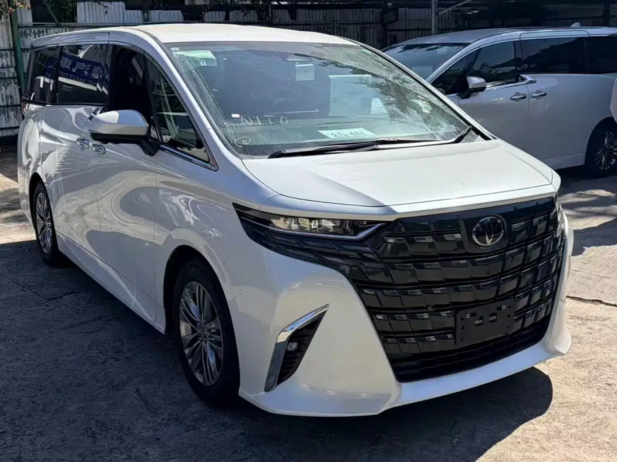 TOYOTA ALPHARD