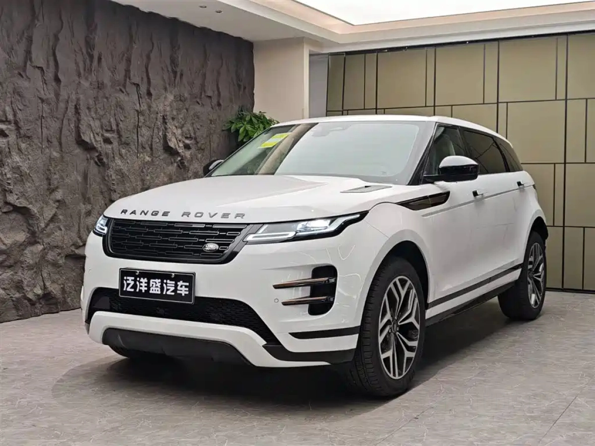 LAND ROVER RANGE ROVER EVOQUE  2026