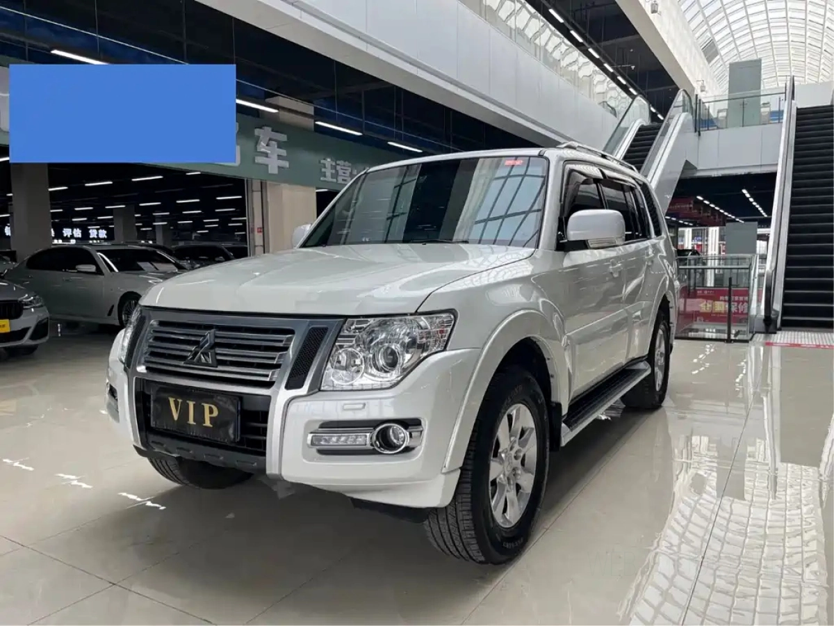 MITSUBISHI PAJERO IMPORT  2019
