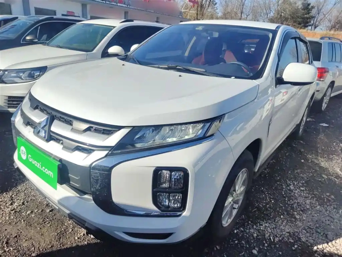 MITSUBISHI ASX  2020