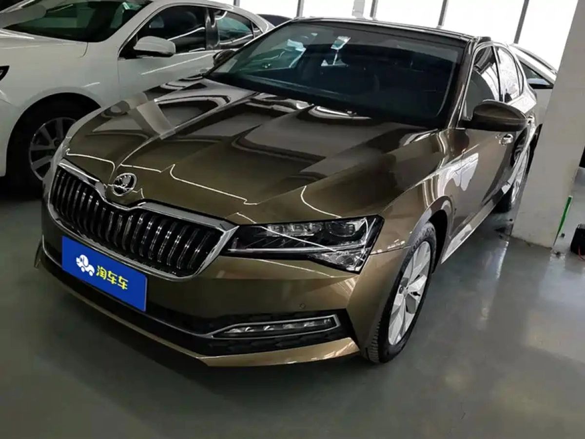 SKODA SUPERB  2020