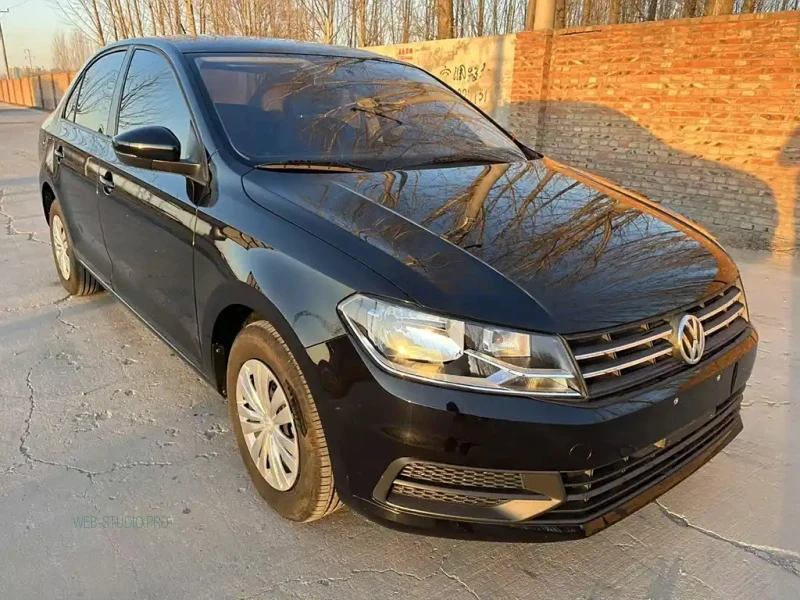 VOLKSWAGEN SANTANA