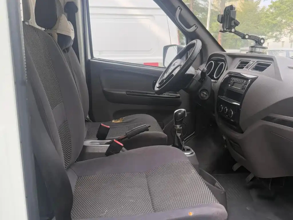 DONGFENG YUFENG EM26