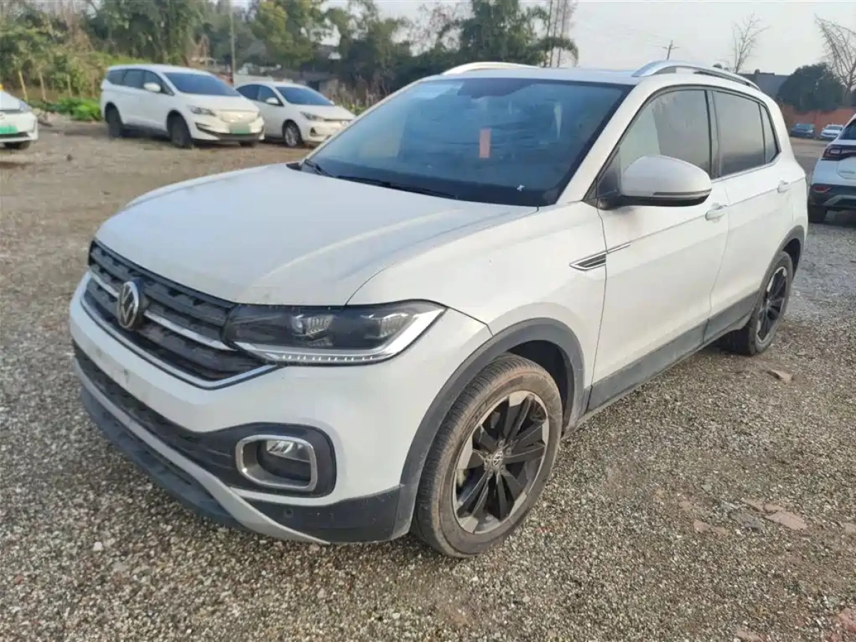 VOLKSWAGEN TACQUA  2024