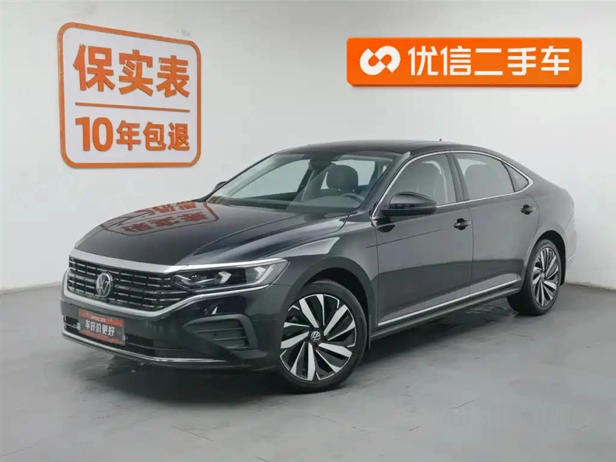 VOLKSWAGEN PASSAT  2024