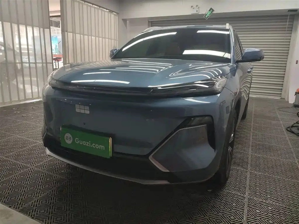 GEELY GALAXY GALAXY STARSHIP 7 EM-I  2024