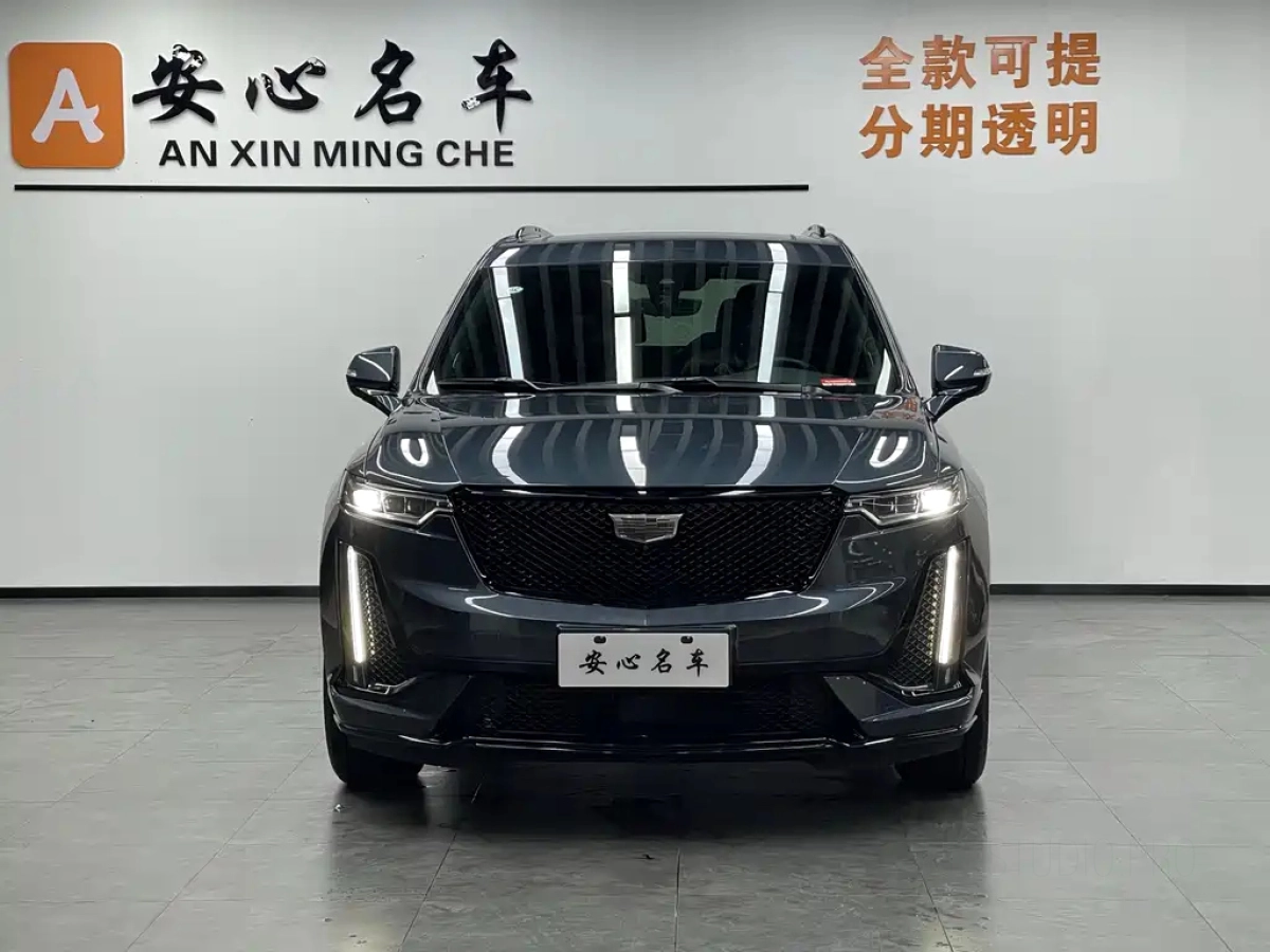 CADILLAC XT6