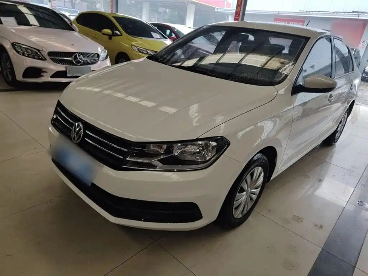 VOLKSWAGEN SANTANA  2021