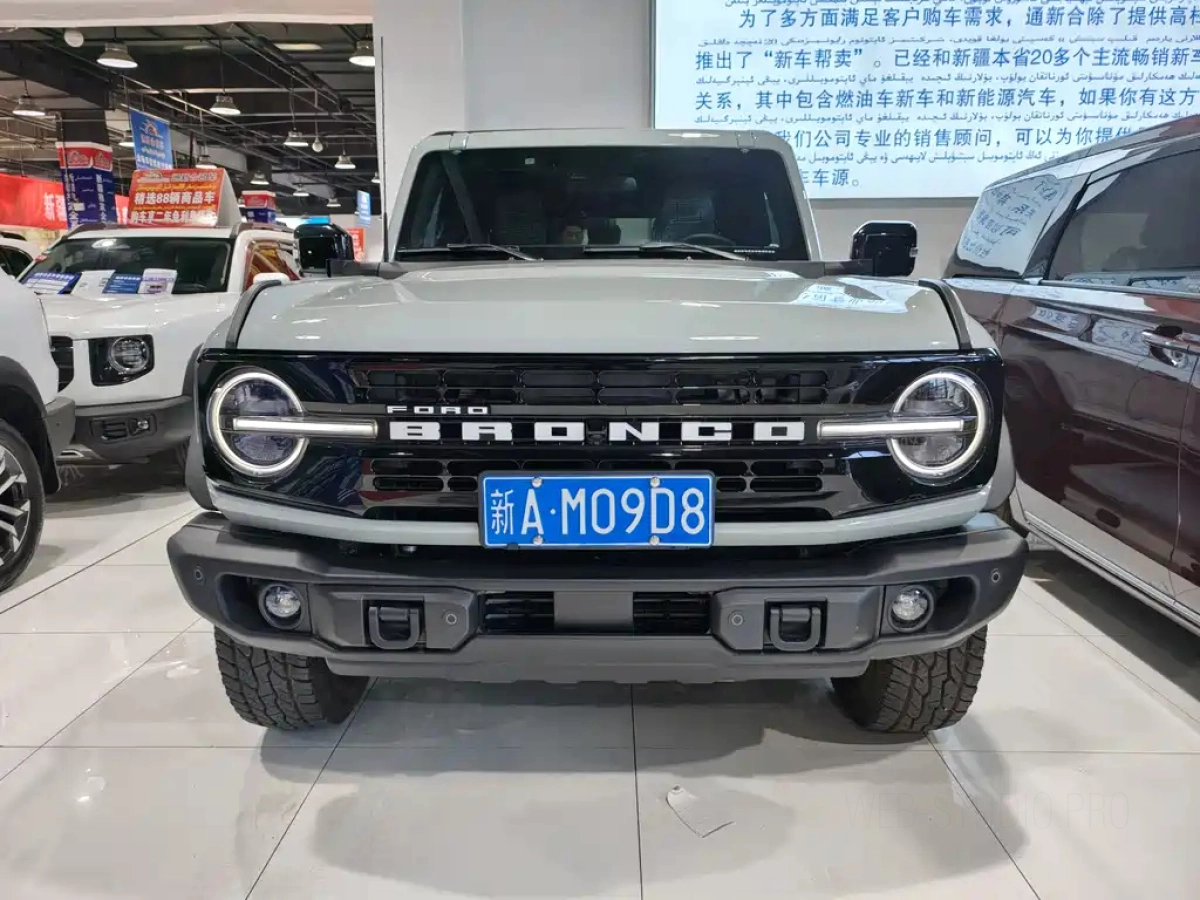 FORD BRONCO