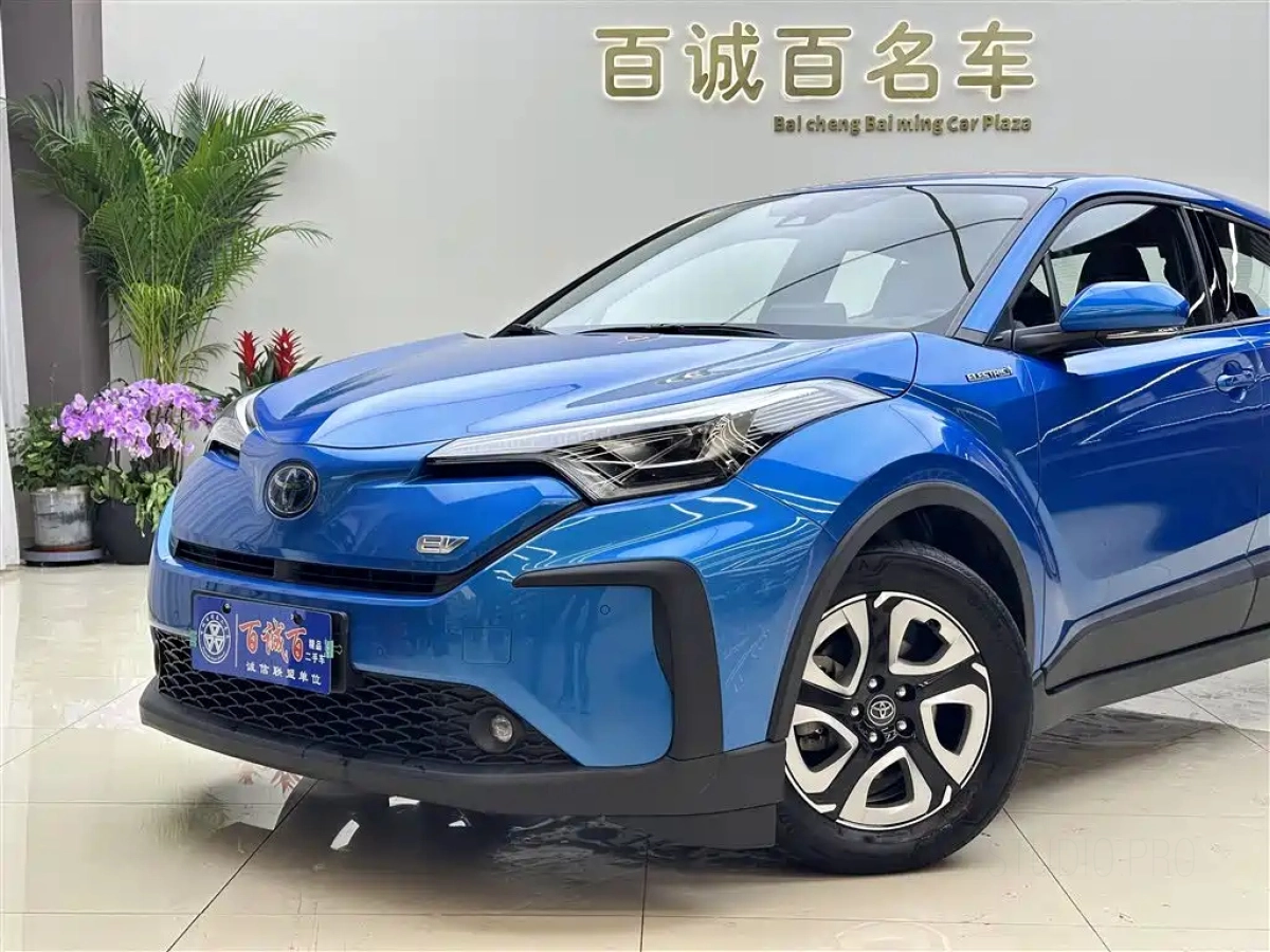 TOYOTA C-HR EV