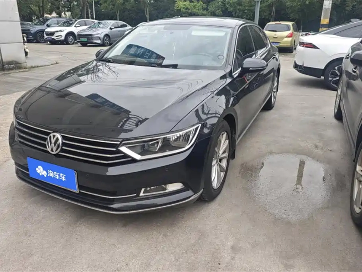 VOLKSWAGEN MAGOTAN  2019