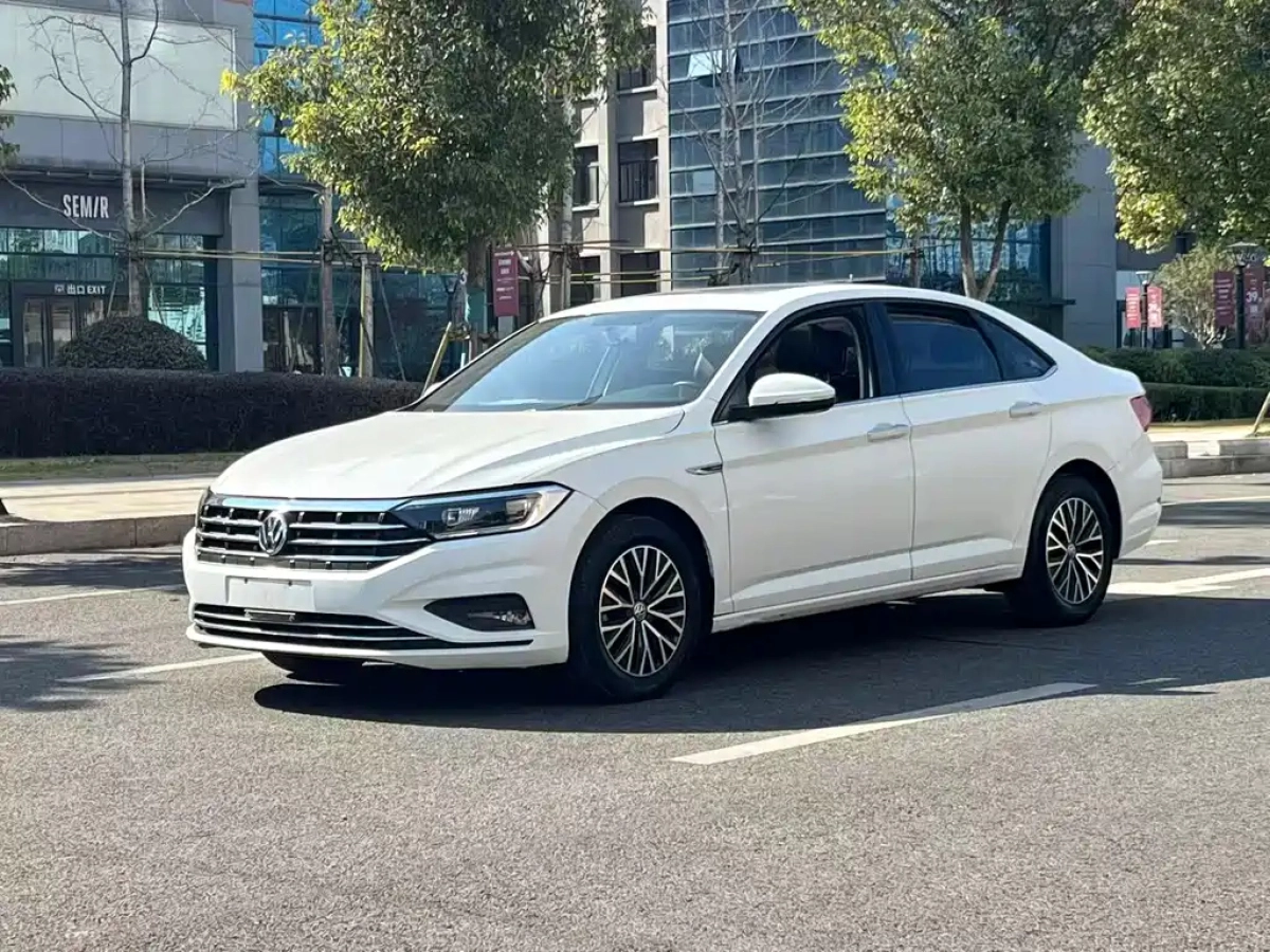 VOLKSWAGEN SAGITAR  2021