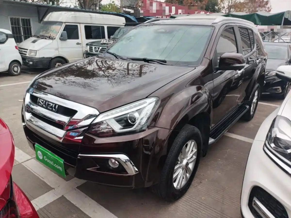 ISUZU MU-X