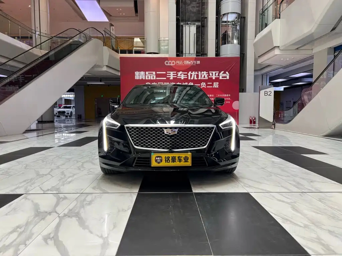 CADILLAC CT6