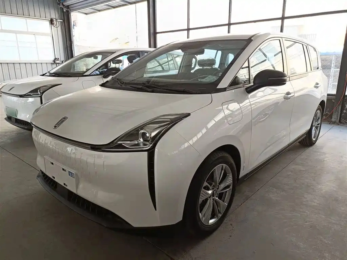 FAW BESTUNE NAT  2025