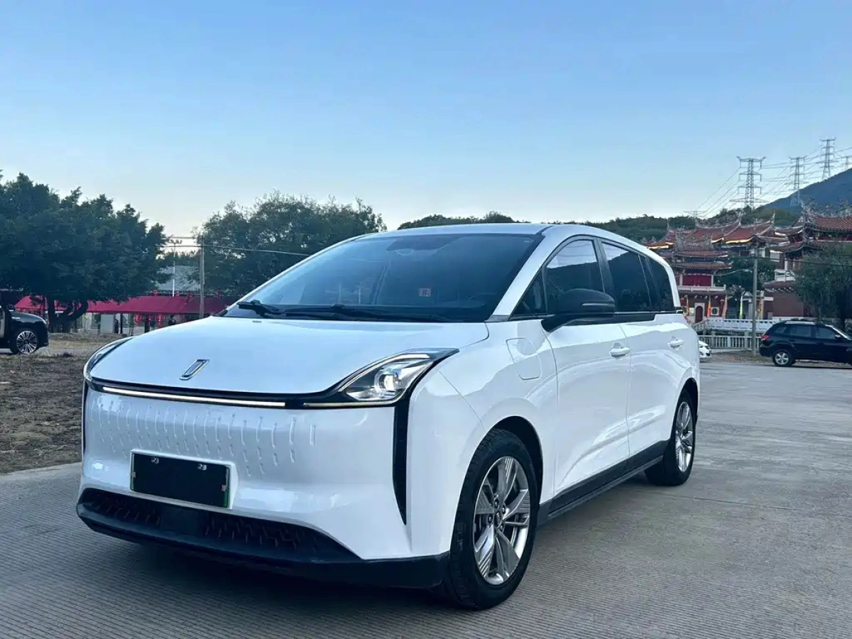 FAW BESTUNE NAT  2021