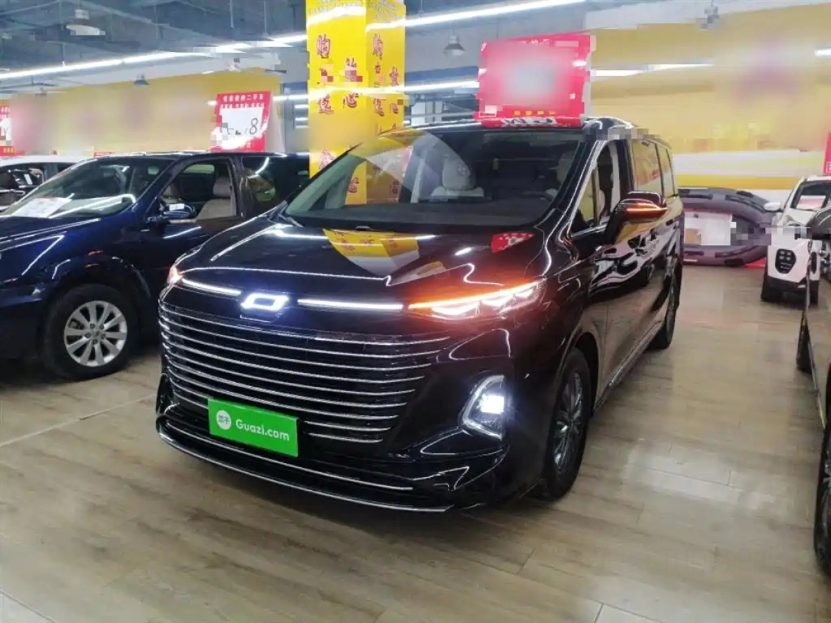 FAW BESTUNE M9  2023