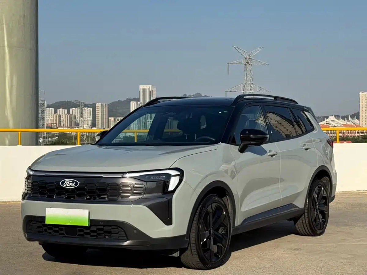 FORD EQUATOR SPORT  2024