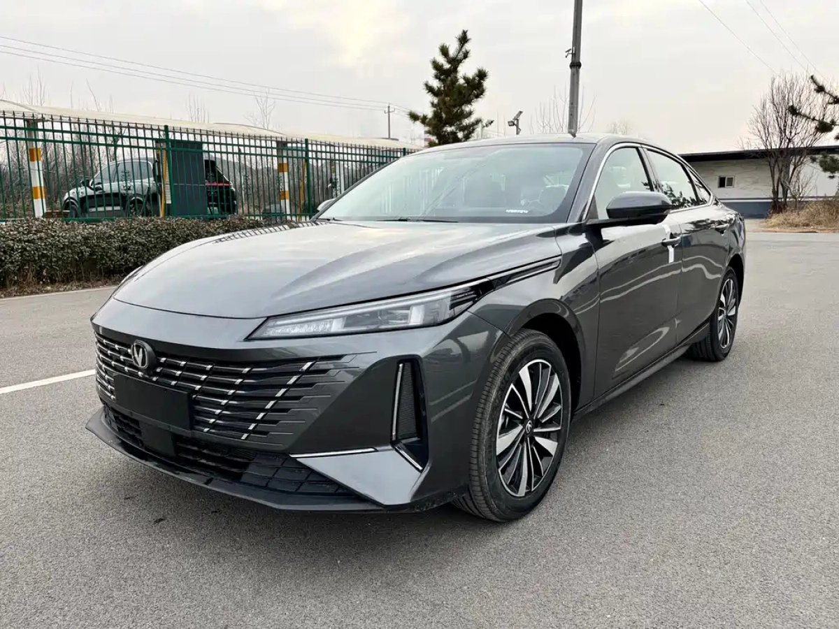 CHANGAN EADO PHEV  2025