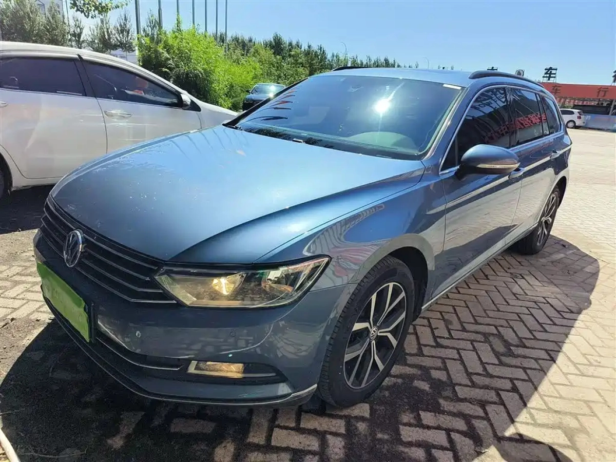 VOLKSWAGEN PASSAT VARIANT