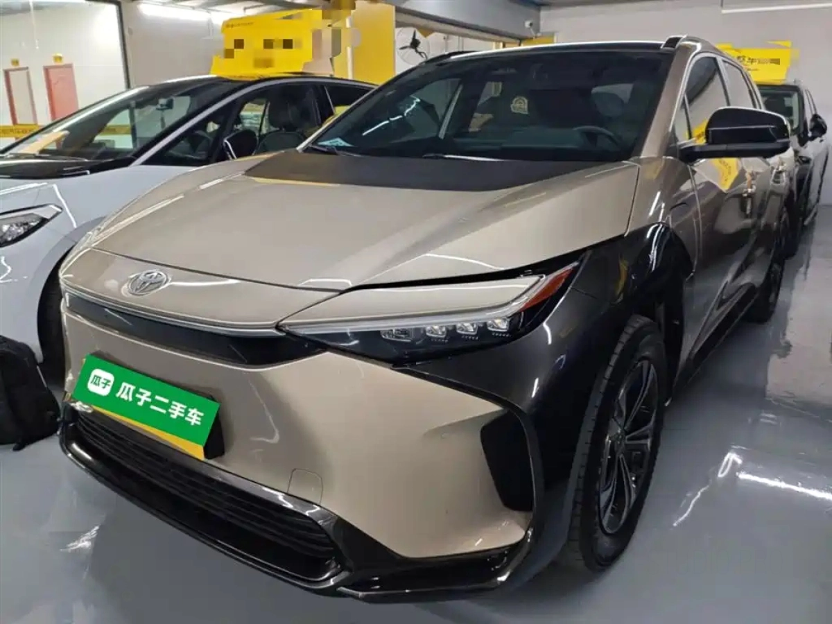 TOYOTA BZ4X  2022