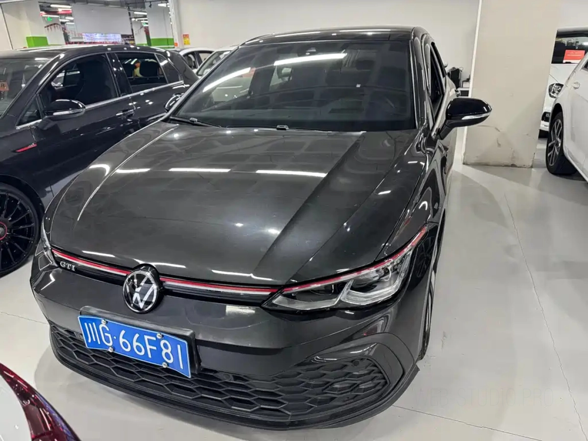 VOLKSWAGEN GOLF GTI