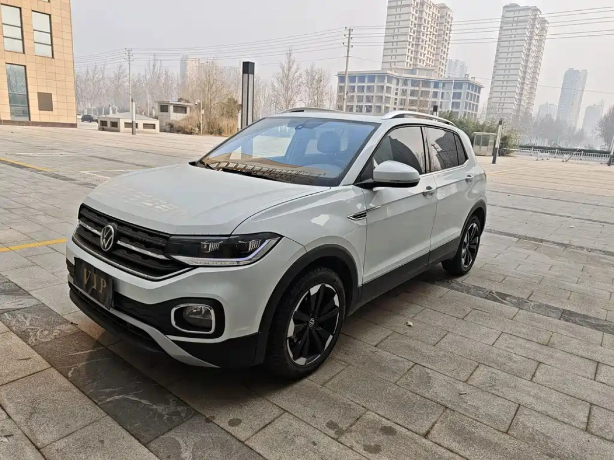 VOLKSWAGEN TACQUA