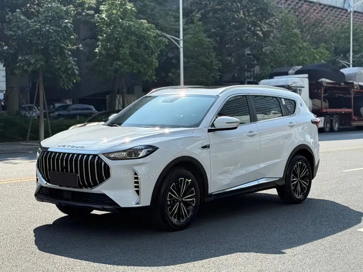 JETOUR X70 PLUS  2025