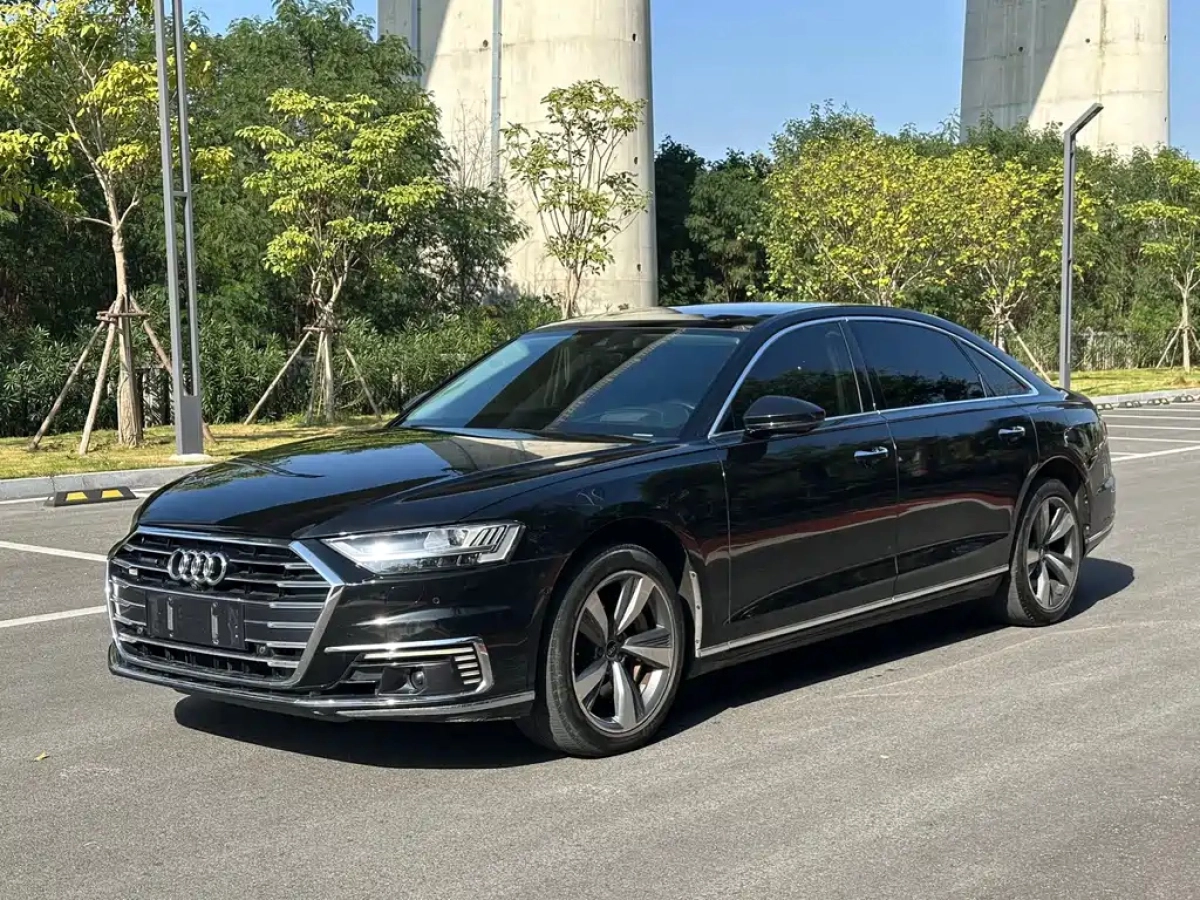 AUDI A8 NEW ENERGY  2021